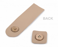 
              PU "læder" magnetisk lukkespænde - 20x70mm - NUDE - Hardware til tasker - 1stk
            